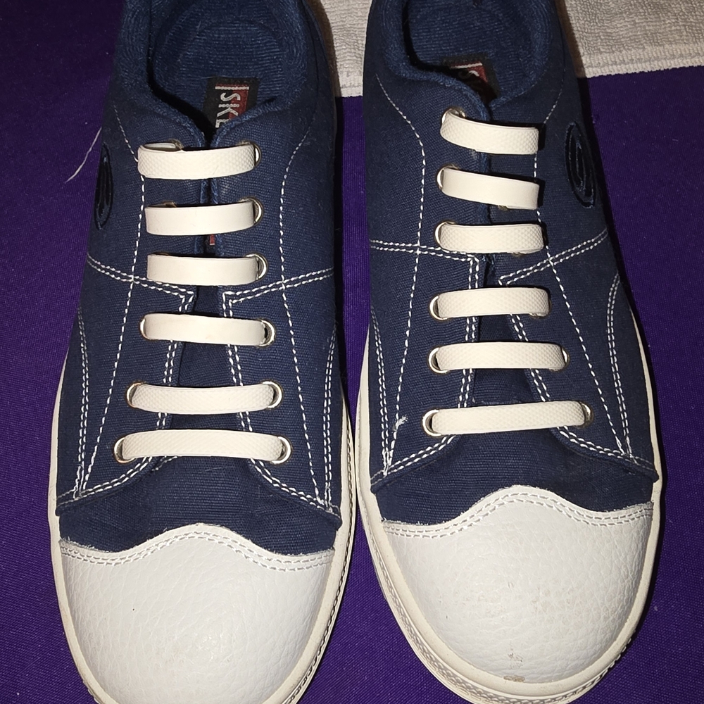 Skechers Navy Blue Canvas Sneakers with Lug Sole - Casuak Utility Shoes